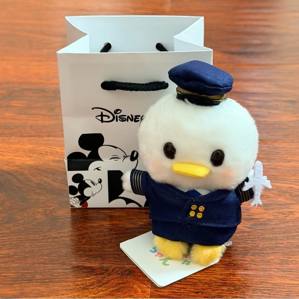 Disney Store Japan Pilot Donald Duck Urupocha Plush - Picture 1 of 8